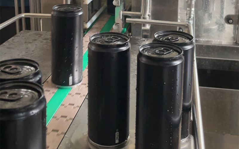 lattina acqua personalizzata fase produttiva